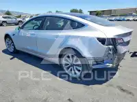 2018 Tesla Model 3 photo