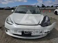 2018 Tesla Model 3 photo