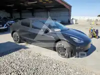 2018 Tesla Model 3 фото