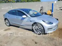 2018 Tesla Model 3 фото