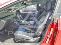 2018 Tesla Model 3 фото
