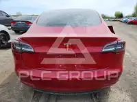 2018 Tesla Model 3 фото