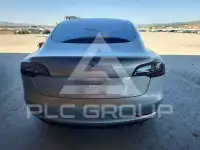2018 Tesla Model 3 фото