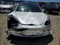 2018 Tesla Model 3 photo
