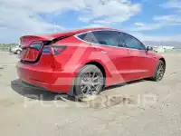 2018 Tesla Model 3 фото