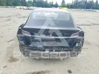 2018 Tesla Model 3 фото