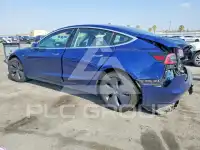 2018 Tesla Model 3 фото