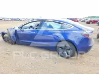 2018 Tesla Model 3 фото