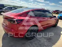 2018 Tesla Model 3 фото
