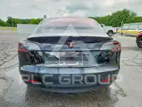 2018 Tesla Model 3 photo