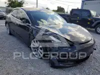 2018 Tesla Model 3 photo