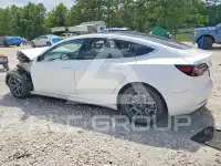 2018 Tesla Model 3 фото
