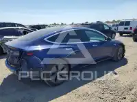 2018 Tesla Model 3 фото