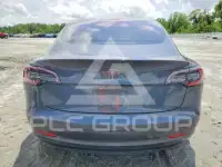 2018 Tesla Model 3 фото