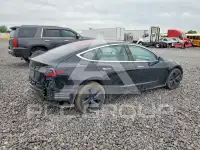 2018 Tesla Model 3 photo