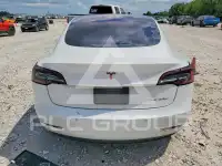 2018 Tesla Model 3 фото