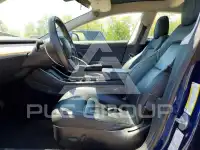 2018 Tesla Model 3 фото