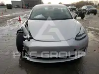 2018 Tesla Model 3 photo