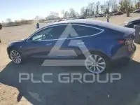 2018 Tesla Model 3 фото