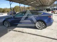 2018 Tesla Model 3 фото