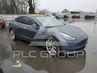 2018 Tesla Model 3 photo