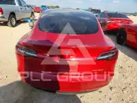 2018 Tesla Model 3 фото