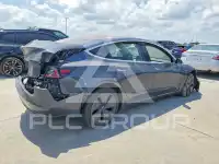 2018 Tesla Model 3 photo