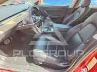 2018 Tesla Model 3 фото