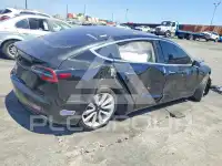 2018 Tesla Model 3 photo