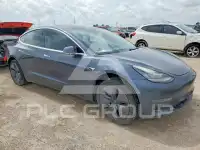 2018 Tesla Model 3 фото