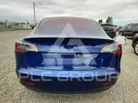 2018 Tesla Model 3 фото