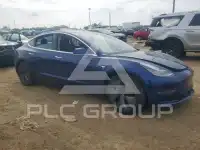 2018 Tesla Model 3 фото
