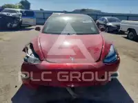 2018 Tesla Model 3 фото