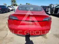 2018 Tesla Model 3 фото