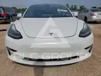 2018 Tesla Model 3 фото