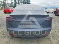 2018 Tesla Model 3 photo