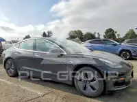 2018 Tesla Model 3 фото