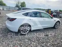 2018 Tesla Model 3 фото