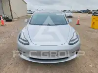 2018 Tesla Model 3 photo