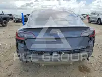 2018 Tesla Model 3 photo