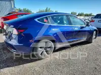 2018 Tesla Model 3 фото
