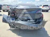 2018 Tesla Model 3 photo