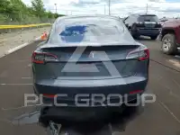 2018 Tesla Model 3 фото