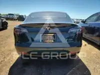 2018 Tesla Model 3 фото