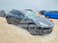 2018 Tesla Model 3 photo