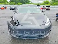 2018 Tesla Model 3 photo