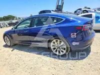 2018 Tesla Model 3 photo