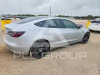 2018 Tesla Model 3 photo