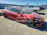 2018 Tesla Model 3 фото