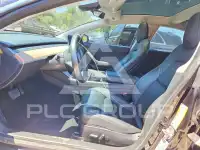 2018 Tesla Model 3 фото